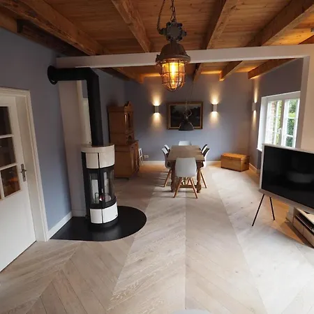 Ostseehaus Heisterbusch * 克伦胡森